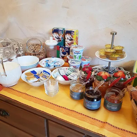 Nocleg ze śniadaniem Weingut Und Gaestehaus Henrici Friesenheim is an Ortsgemeinde