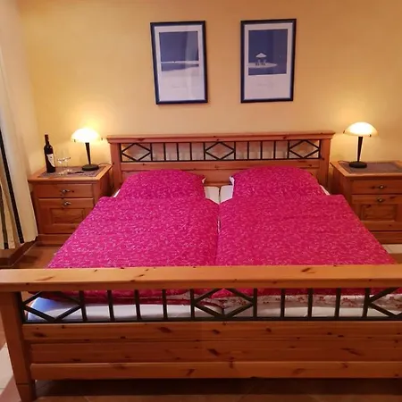 B&B Weingut Und Gaestehaus Henrici Friesenheim is an Ortsgemeinde