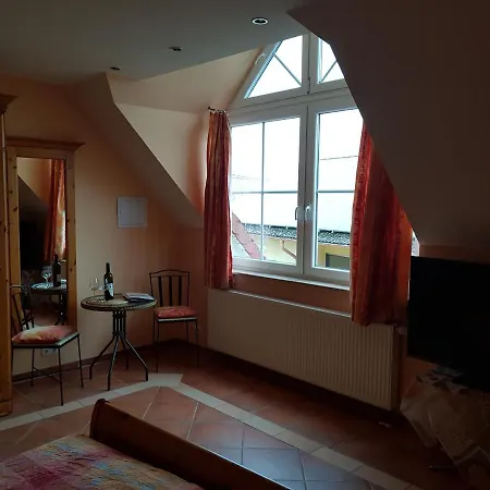 Weingut Und Gaestehaus Henrici