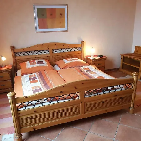 Weingut Und Gaestehaus Henrici 3*