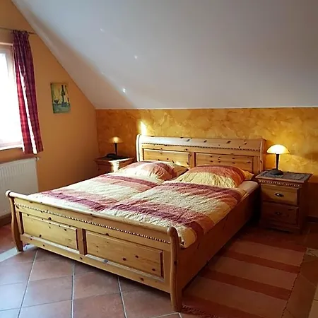 Weingut Und Gaestehaus Henrici