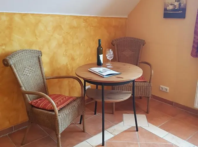 Nocleg ze śniadaniem Weingut Und Gaestehaus Henrici