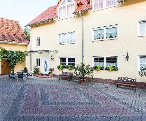 Nocleg ze śniadaniem Weingut Und Gaestehaus Henrici 3*