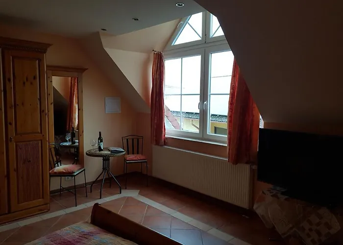 Weingut Und Gaestehaus Henrici