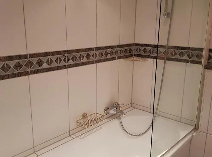 Weingut Und Gaestehaus Henrici Nocleg ze śniadaniem