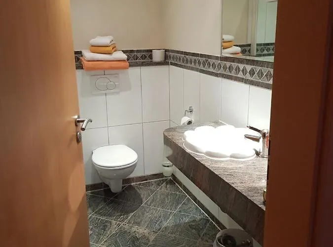 Weingut Und Gaestehaus Henrici