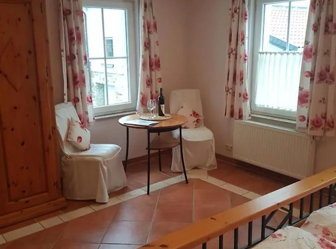 Weingut Und Gaestehaus Henrici Nocleg ze śniadaniem