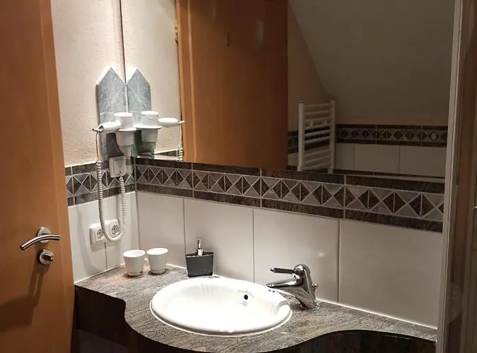 Nocleg ze śniadaniem Weingut Und Gaestehaus Henrici